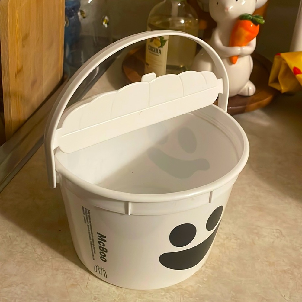 Mcboo Basket (McDonald’s)